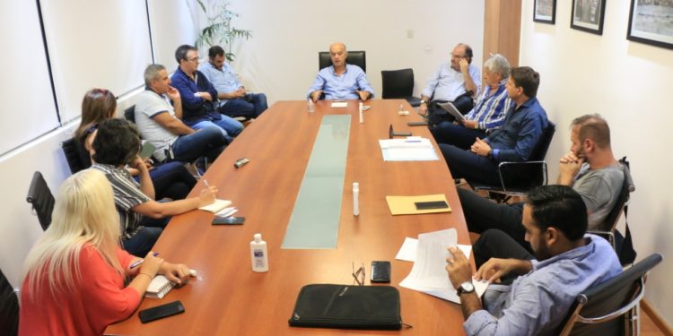 GRINDETTI SUMÓ A LOS CONCEJALES Y CONSEJEROS ESCOLARES AL COMITÉ DE EMERGENCIAS POR EL CORONAVIRUS