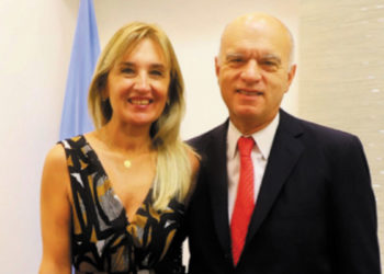 LANÚS: “PARA MUCHOS ARGENTINOS ES MUY DIFÍCIL CUMPLIR LAS NORMAS”  LO SOSTUVO LA SECRETARIA DE GOBIERNO, ADRIANA STORNI, AL CONSIDERAR NECESARIO REFORZAR LOS CONTROLES PARA QUE SE CUMPLA CON LA CUARENTENA OBLIGATORIA.