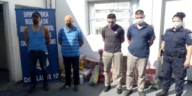 DESBARATAN UNA BANDA QUE ROBABA LOS ALIMENTOS DE COMEDORES ESCOLARES DE LANUS 