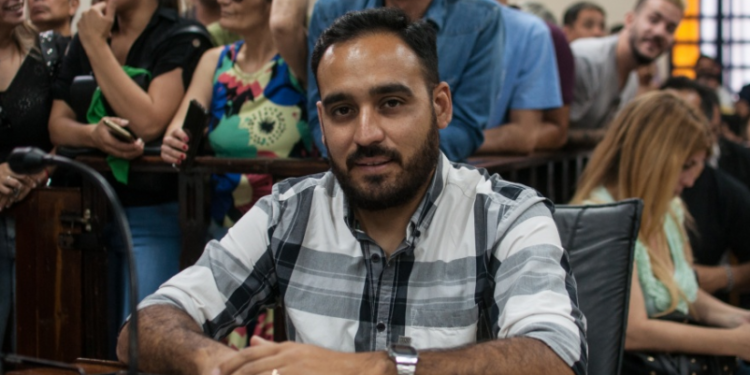 Lanús: a PJ revuelto, ganancia del PRO