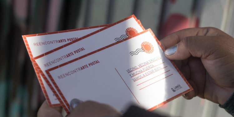 *EL MUNICIPIO DE LANÚS PUSO EN MARCHA EL PROGRAMA «ARTE POSTAL PARA REENCONTRARNOS»*