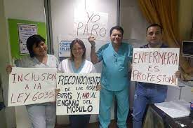 Enfermeros reclaman a  Rodríguez Larreta  que los reconozcan como profesionales