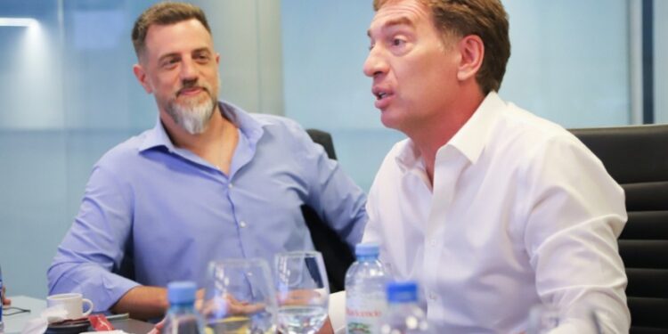 Diego Kravetz indicó que “sería buena una interna” entre Santilli y Manes