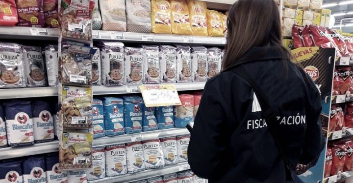 Así vivimos: Mientras muchos no tienen para comer, un puñado de empresas decide qué producir y a qué precios