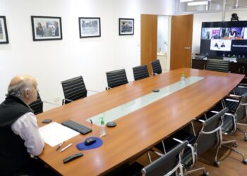 GRINDETTI Y VOLNOVICH FIRMARON UN CONVENIO PARA LA ENTREGA DE VACUNAS ANTIGRIPALES