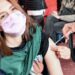 El gobierno nacional encara el mes de agosto con la mirada puesta en la inmunización de los adolescentes con factores de riesgo, que comenzará la semana próxima, y en completar el esquema con las dos dosis del resto de la población.