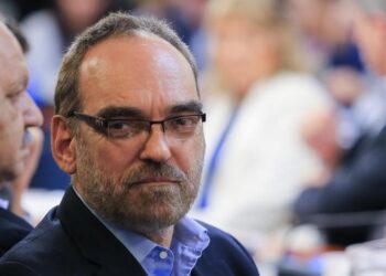 Piden que Fernando Iglesias sea excluido del Congreso por comentarios «misóginos»