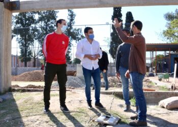 DAMIAN SALA RECORRIÓ LAS OBRAS DEL PARQUE PIÑEYRO