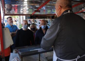 GRINDETTI CON LARRETA EN LOMAS: «LA GENTE DEMANDA MÁS ESCUCHA Y CERCANÍA»