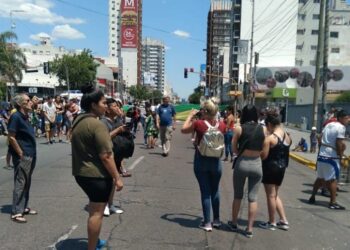 La familia del jubilado asesinado en Lanús marcharon para exigir justicia