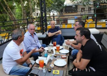 EL «DISTRITO LANUSITA» SUMA NUEVOS LOCALES Y SE CONSOLIDA COMO EL POLO GASTRONÓMICO DEL SUR