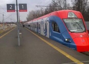 Argentina prepara una millonaria compra de trenes a Rusia