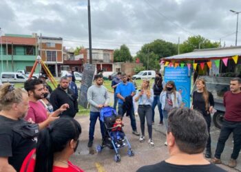 Balladares participó en la presentación del programa “Mercado de Cercanía”