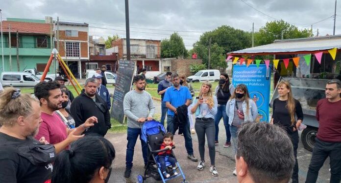 Balladares participó en la presentación del programa “Mercado de Cercanía”