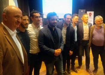 El lanzamiento del Centro Pyme UNLa reunió a los principales dirigentes del FdT de Lanús