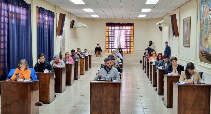 Lanús: El FdT logró aprobar el apoyo a la creación del Fondo Nacional para pagar la deuda con el FMI