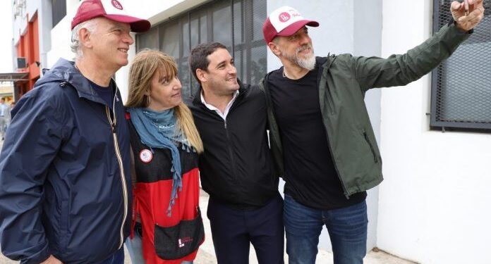 Grindetti y Kravetz lanzaron el programa Lanús Construye Futuro 2022