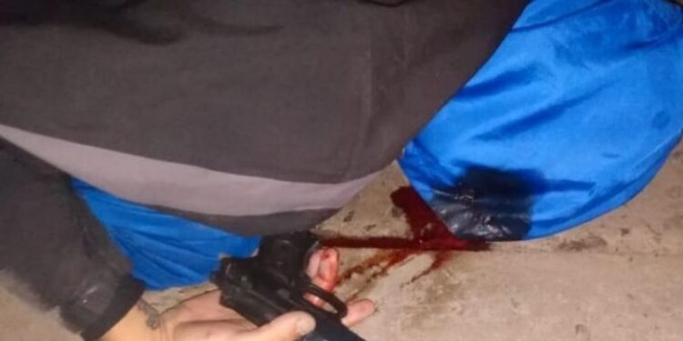 Villa Domínico: delincuente intentó emboscar a policías para asaltarlos y fue abatido