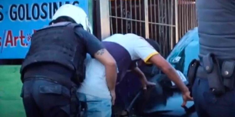 DETUVIERON A TRES JÓVENES ACUSADOS DE ROBARLE AL PREFECTO QUE MATÓ A UN DELINCUENTE EN LANÚS