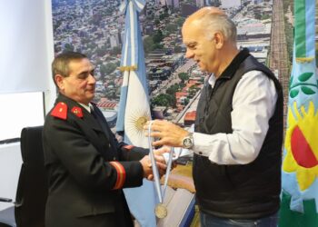 DIA DEL BOMBERO: GRINDETTI HOMENAJEO A LOS AGENTES CON 20 AÑOS DE SERVICIO