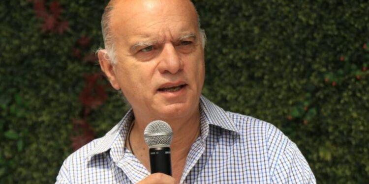 GRINDETTI: “ No es momento de hablar de candidaturas, pero a Mauricio lo veo un paso adelante»