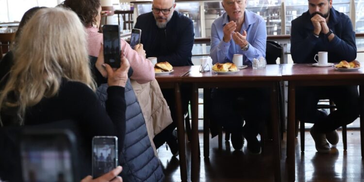 Grindetti desayunó con periodistas en su día y reafirmó que la alianza de Juntos esta firme como antes