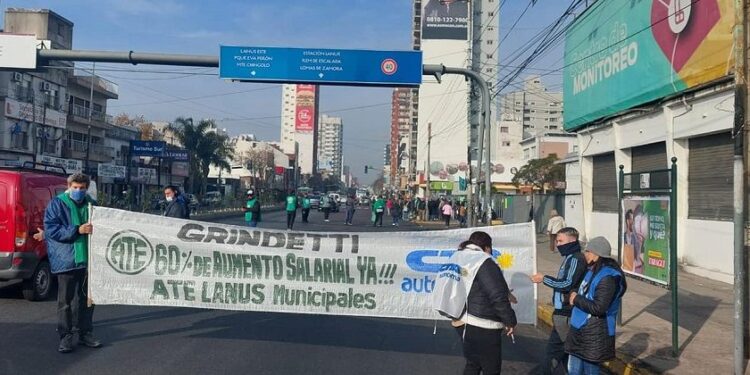 Lanús: Municipales pararán lunes y martes en reclamo por un aumento salarial
