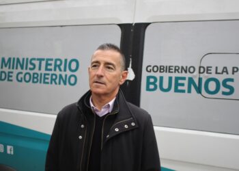 Lanús ; Omar Galdurralde visitó el Operativo Documentación del Ministerio de Gobierno en Monte Chingolo.