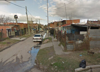 LANÚS: ¿SECUESTRABAN CON UN REVOLVER DE JUGUETE?