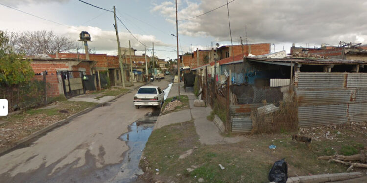 LANÚS: ¿SECUESTRABAN CON UN REVOLVER DE JUGUETE?