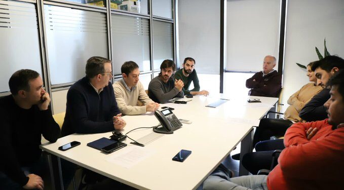 CON EJE EN AUTONOMÍA MUNICIPAL Y UNA PROVINCIA DESDE MUNICIPIOS, SE REUNIERON EQUIPOS DE GRINDETTI, IGUACEL Y DE LA TORRE