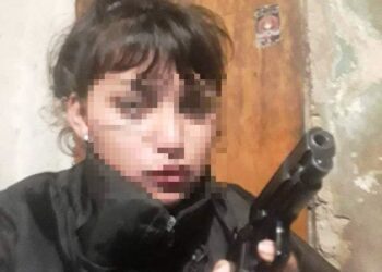 Tiene 15 años, apuñaló a una mujer para robarle el celular y terminó detenida