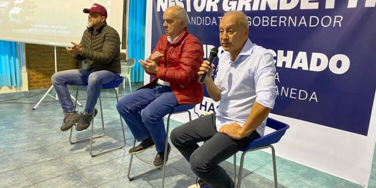 Orlando Machado junto con Nestor Grindetti