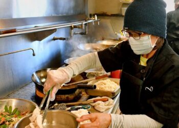 ESTE VIERNES HABRÁ ENTREVISTAS PARA PERSONAS QUE BUSQUEN EMPLEO EN LANÚS