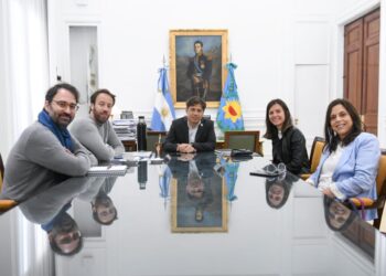 Kicillof y Raverta suscribieron un convenio de asistencia técnica y financiera