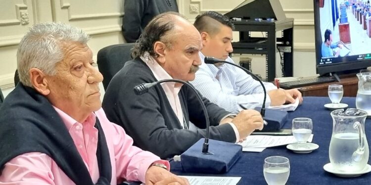 Lanús: Juntos criticó al FdT por ausentarse de la sesión y les reclamó “responsabilidad”