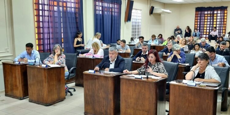 Caldeada sesión en Lanús: el debate por Ficha Limpia expuso la interna en el PRO