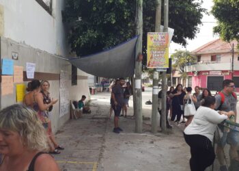 Temen que cierre el Instituto Espíritu Santo de Lanús y los estudiantes se queden sin colegio