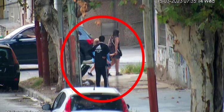 LO ATRAPARON MIENTRAS HUÍA TRAS UNA ENTRADERA