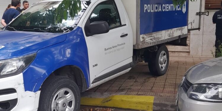 Asesinan de un disparo en el abdomen a un policía retirado en un asalto en Berazategui
