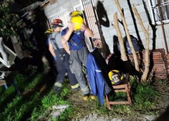 RESCATARON A UN ANCIANO EN LANÚS