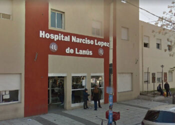 Un herido de gravedad y ocho detenidos tras incidentes a tiros entre hinchas de Lanús