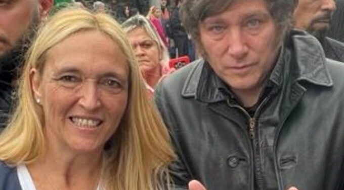 No es momento para destruir nada ni poner palos en la rueda, advirtieron libertarios en Lanús