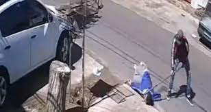 Locura en Ingeniero Budge: Lo mató a fierrazos durante una pelea