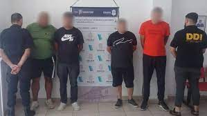 Detienen a los «motochorros» que le robaron un millón y medio de pesos a un joven en Lanús