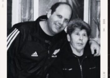 Doble crimen en Lanús: las víctimas recibieron en total 10 balazos