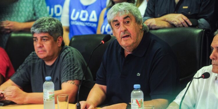 Gremios docentes de la CGT irán al paro el lunes 4 de marzo en demanda de mejores salarios