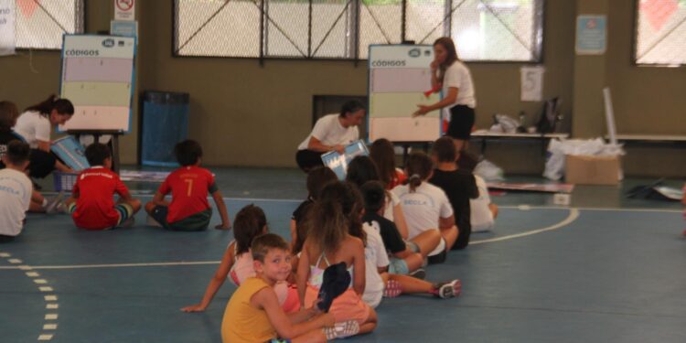 AySA y SECLA realizaron una actividad en la colonia de vacaciones para concientizar sobre el cuidado del agua