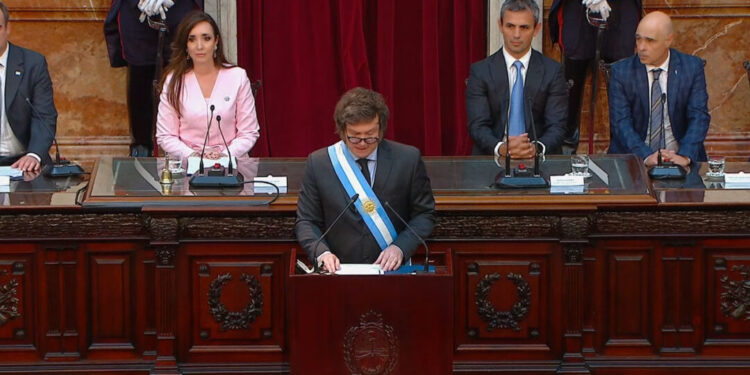 MILEI LE OFRECIÓ UN “PACTO DE MAYO” A LA POLÍTICA Y LE PIDIÓ “PACIENCIA” A LA SOCIEDAD ANTE LA CRISIS ECONÓMICA