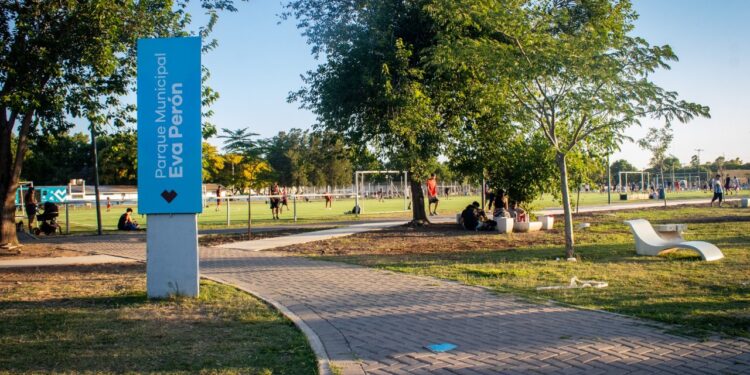 Aprovechá los nuevos horarios de apertura en los parques municipales y pasá el verano en Lanús